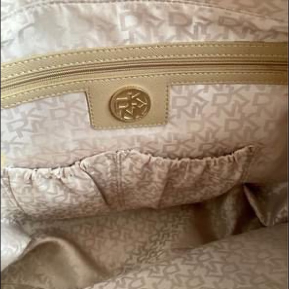 Dkny Metallic Silver Saffiano Leather Large Shopper Tote - Picture 6 of 7